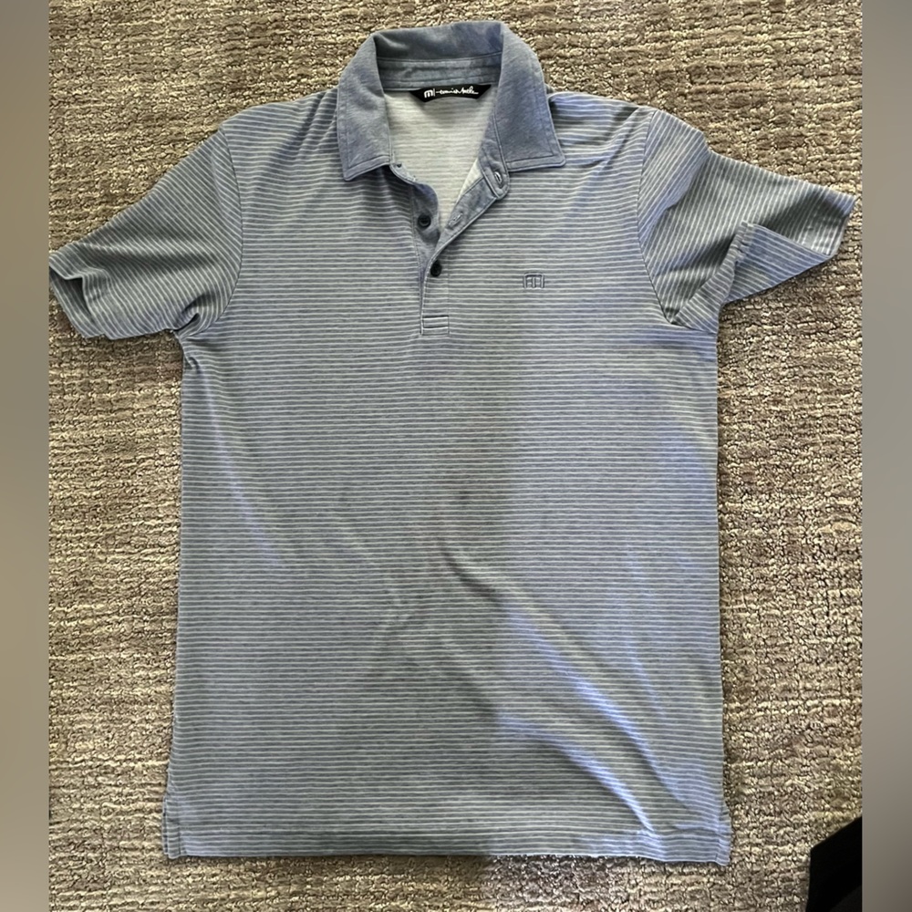 Travis Mathew’s golf shirt/small